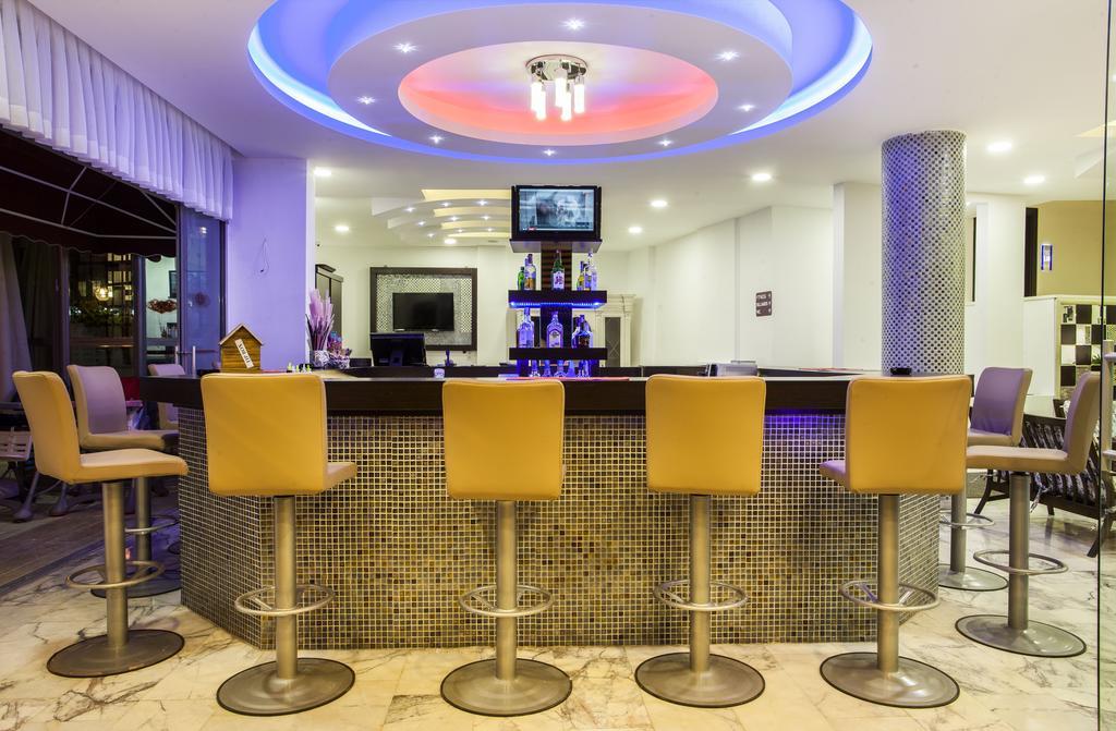 Parador Suite Hotel ألانيا المظهر الخارجي الصورة