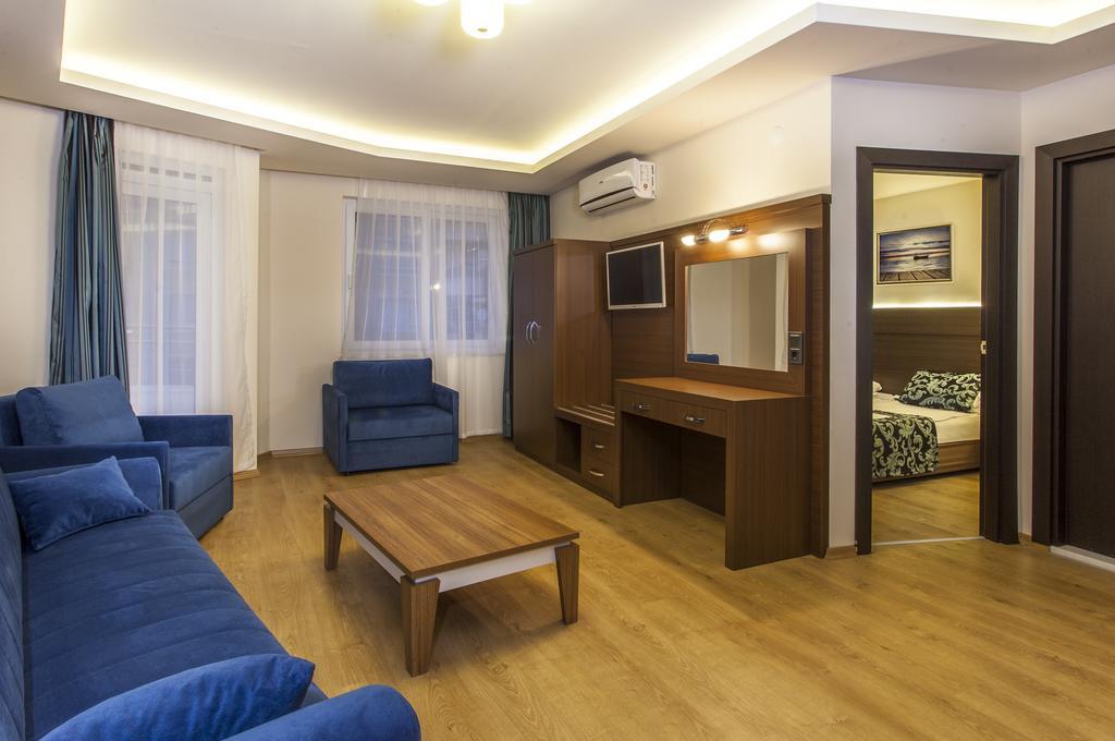 Parador Suite Hotel ألانيا الغرفة الصورة